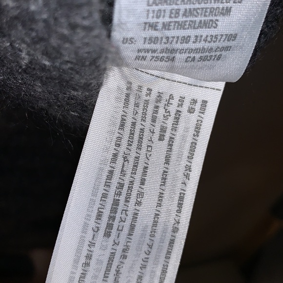 Abercrombie & Fitch Gray Pullover Turtle Neck Sweater Size Medium - Picture 7 of 8